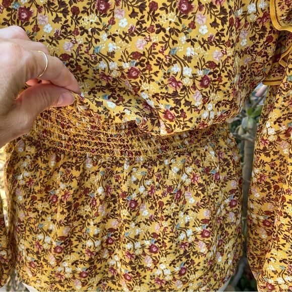 Max Studio Crepe 3/4 Sleeve Tie Front Blouse size small - Picture 8 of 13